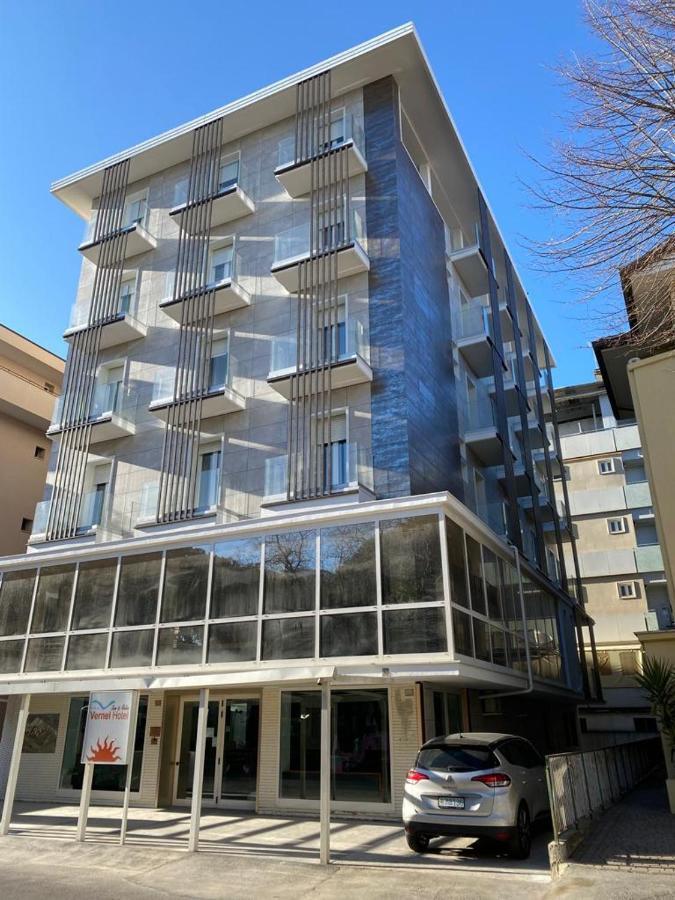 Hotel Vernel Rimini Eksteriør billede